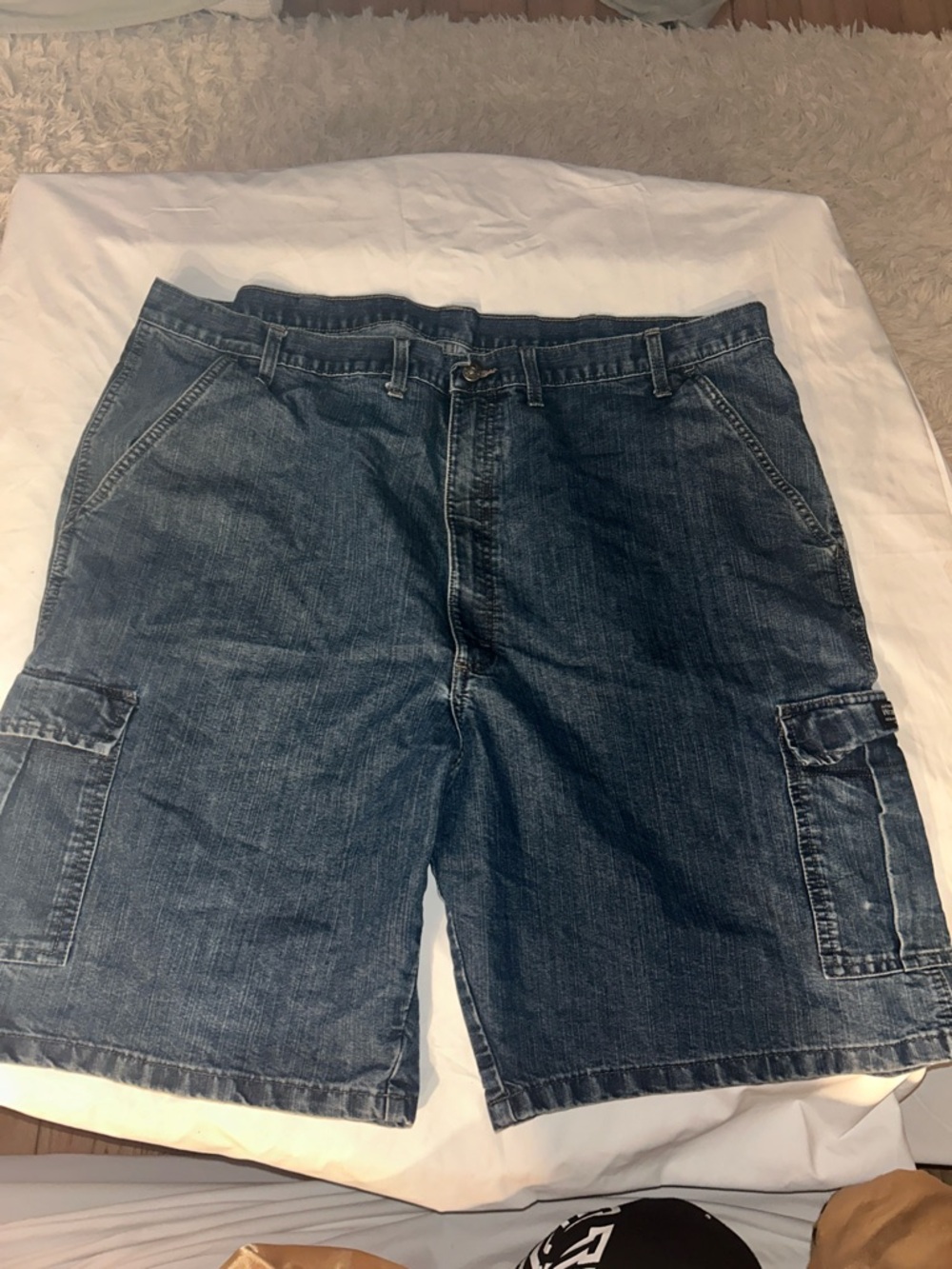Wrangler Men's Denim Cargo Shorts in Blue